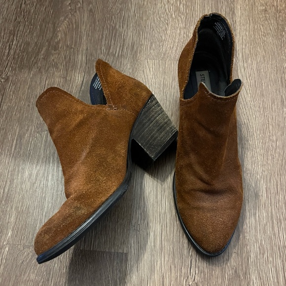 Steve Madden Adelphie Booties - Picture 1 of 4